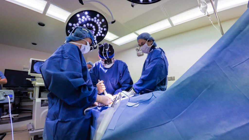 Texas Back Institute Operating Back Surgery